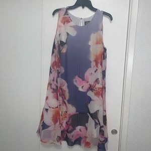 Vince camuto floral dress